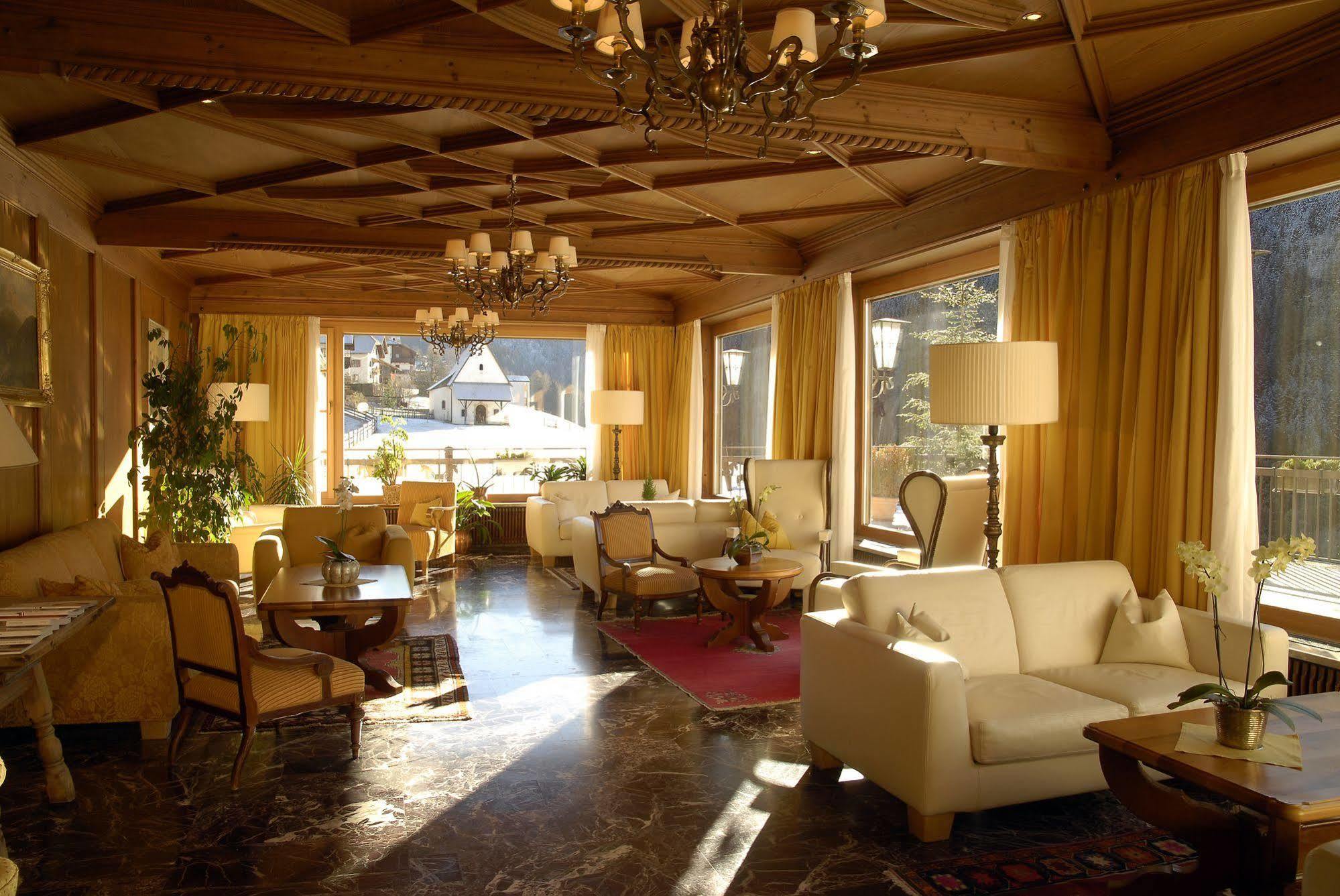 Romantik Hotel Post Nova Levante Εξωτερικό φωτογραφία